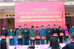 Tổ chức hành trình “Quân đội chung tay vì người nghèo”